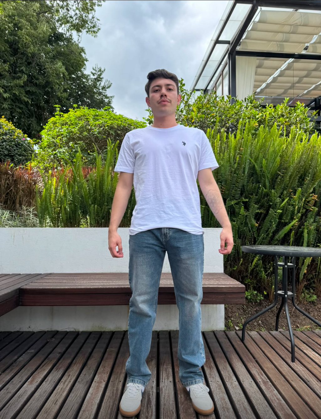 LOOSE FIT DIRTY WASH