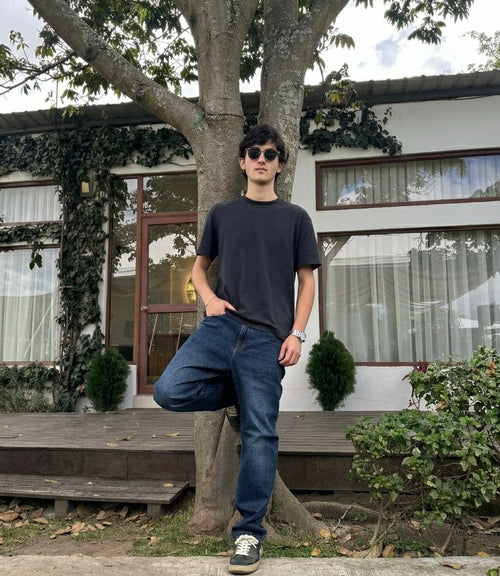 LOOSE FIT DARK WASH