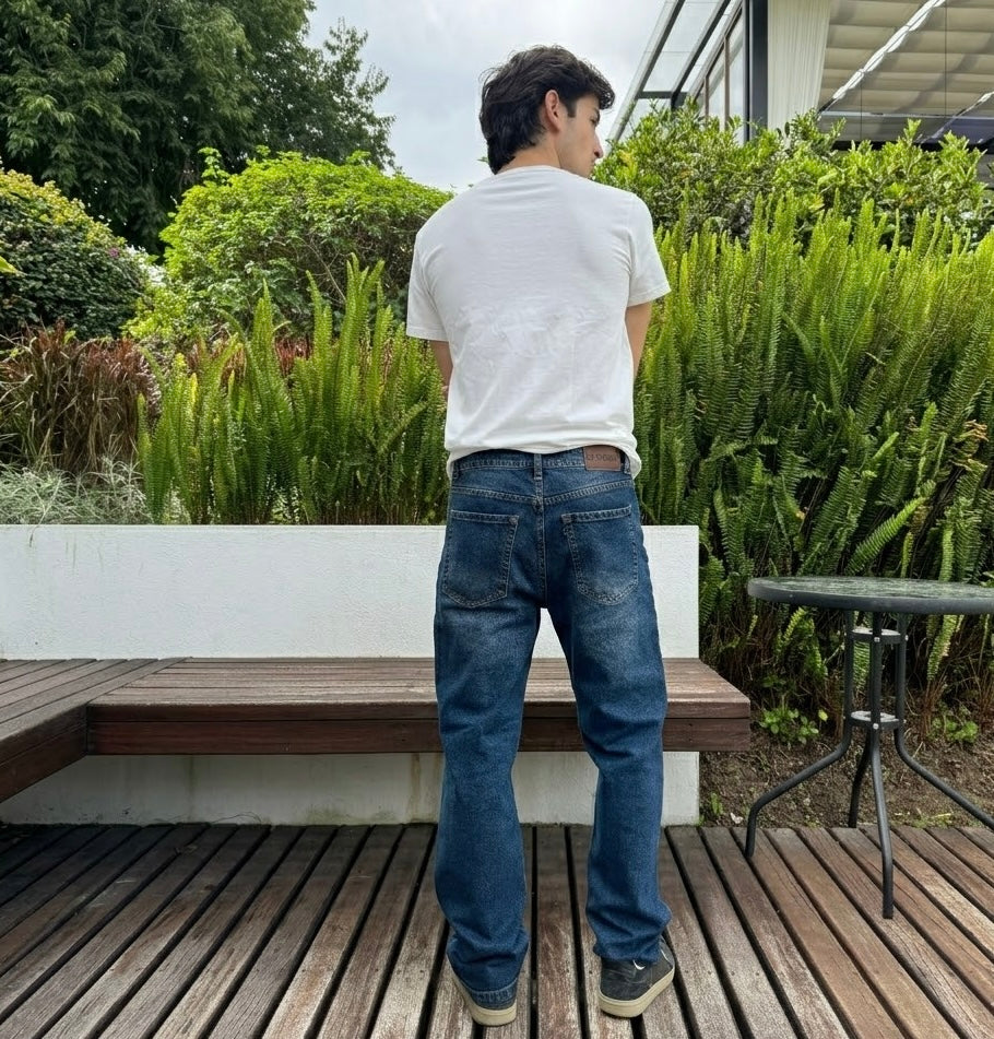 LOOSE FIT DARK WASH