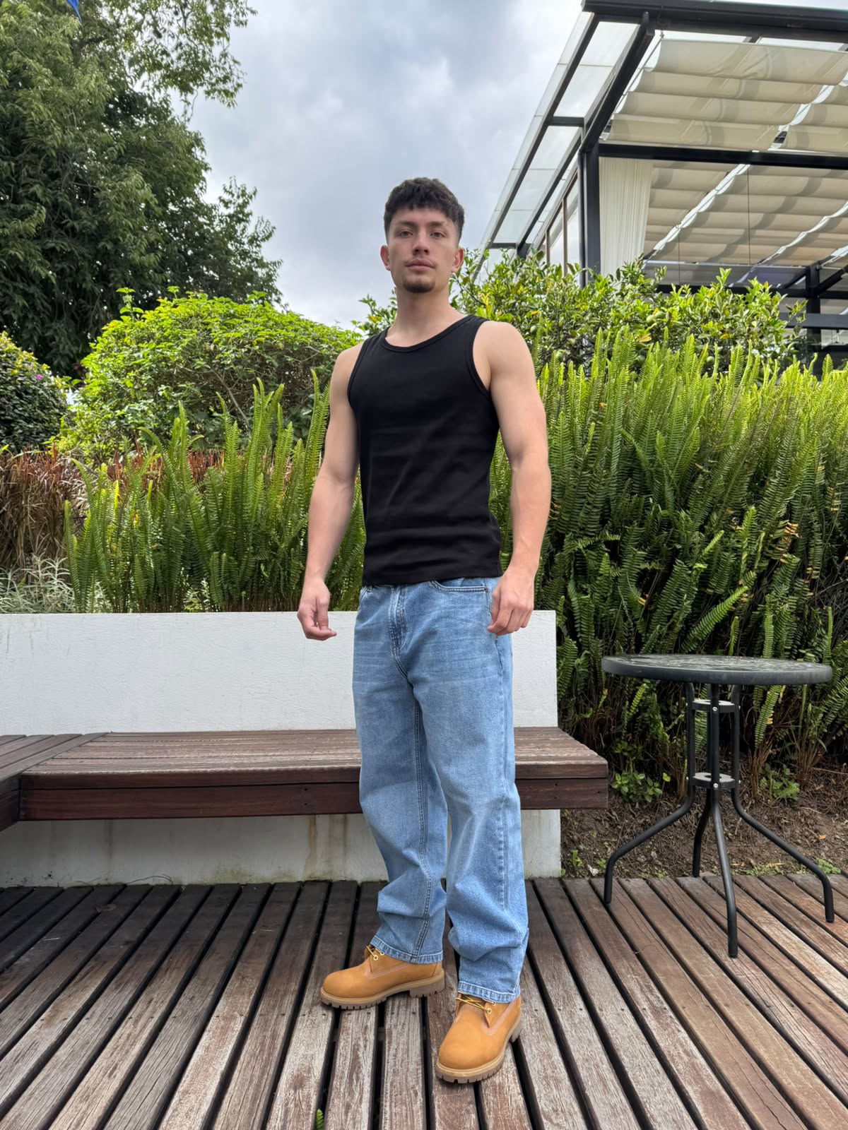 LOOSE FIT LIGHT WASH